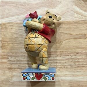 💗New Disney Showcase Winnie the Pooh Valentine’s Collectible 7”x3”💗